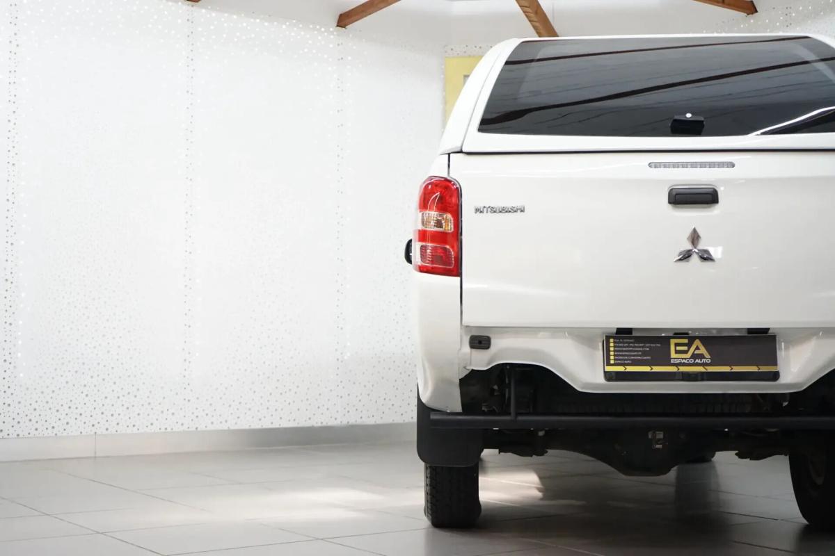 mitsubishi-l200-2018-diesel-2442cc
