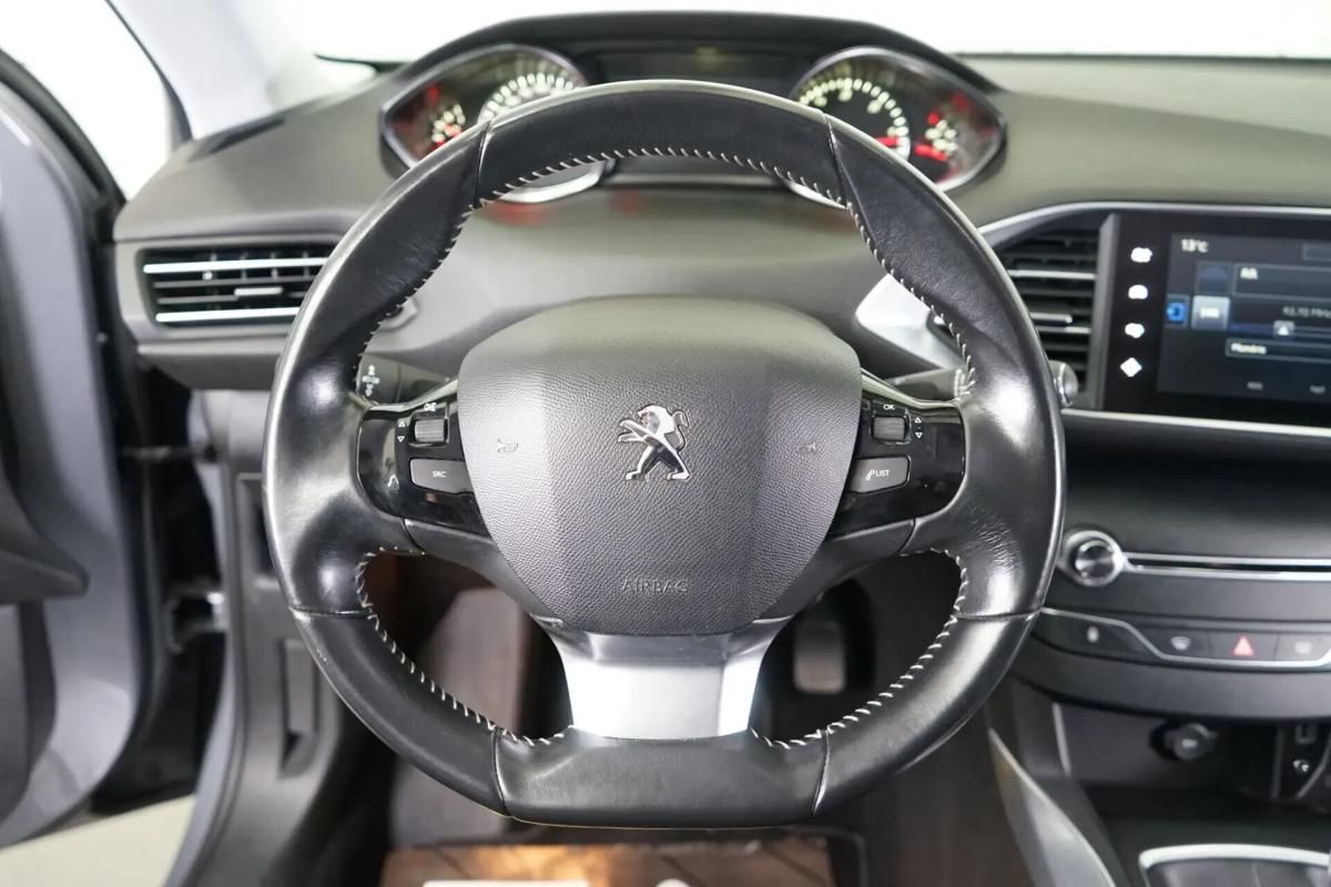 peugeot-308-sw-2014-diesel-1560cc
