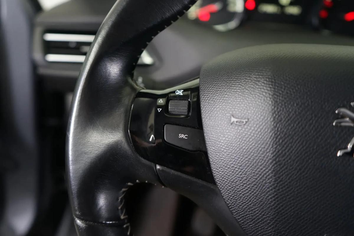 peugeot-308-sw-2014-diesel-1560cc