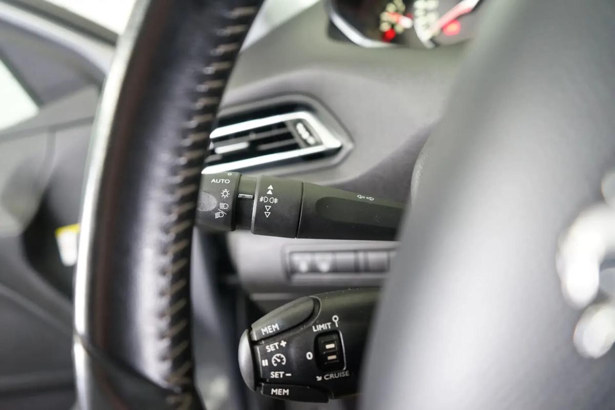 peugeot-308-sw-2014-diesel-1560cc