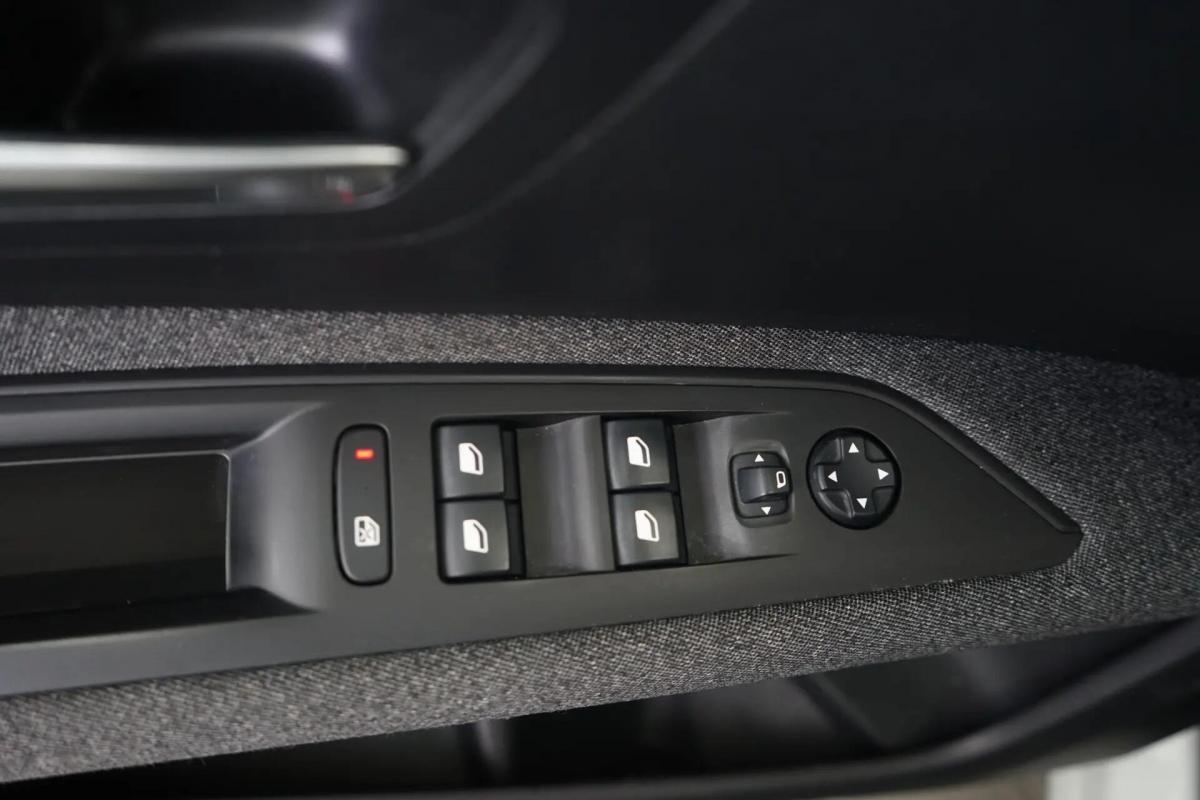 peugeot-3008-2019-gasolina-1199cc
