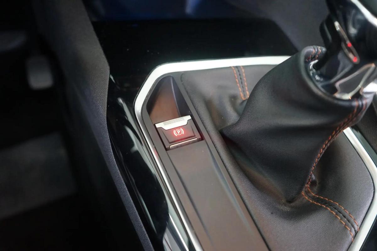 peugeot-3008-2019-gasolina-1199cc