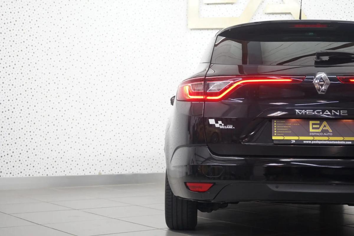 renault-megane-sport-tourer-2020-diesel-1461cc