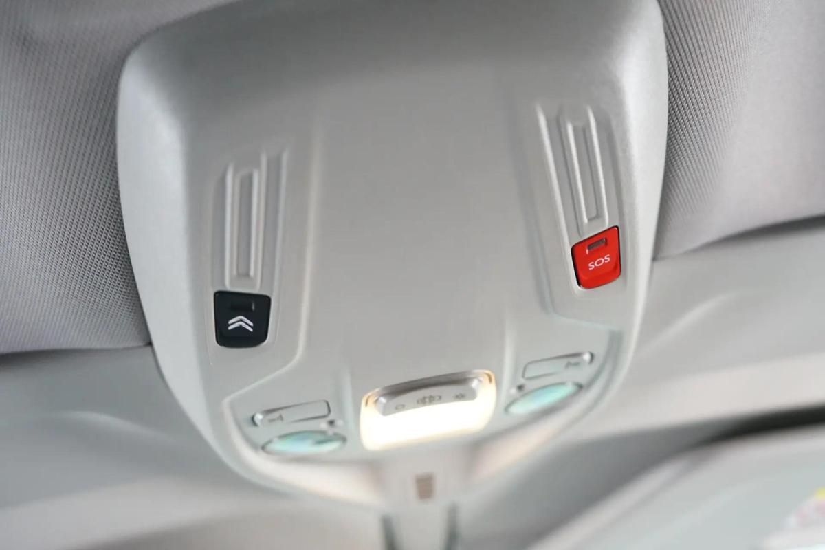 citroen-c4-picasso-2018-diesel-1560cc