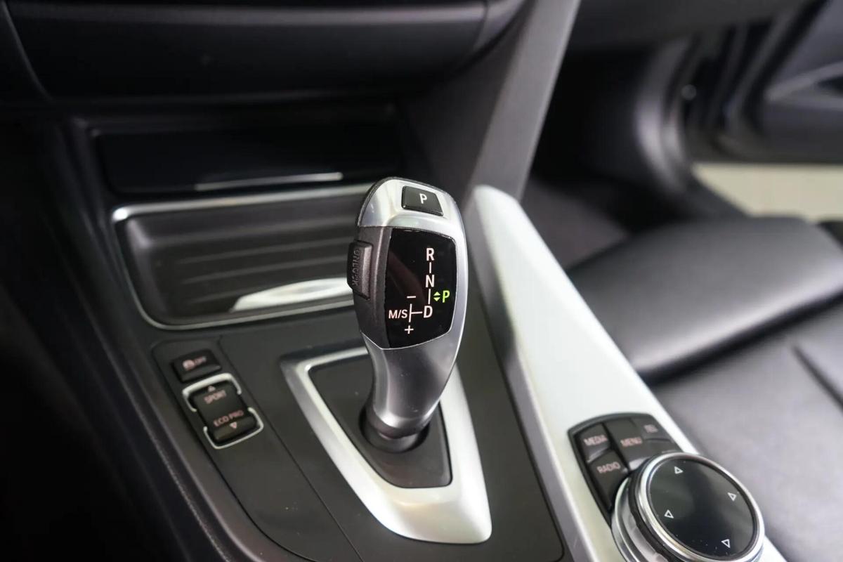 bmw-serie-3-320d-2013-diesel-1995cc