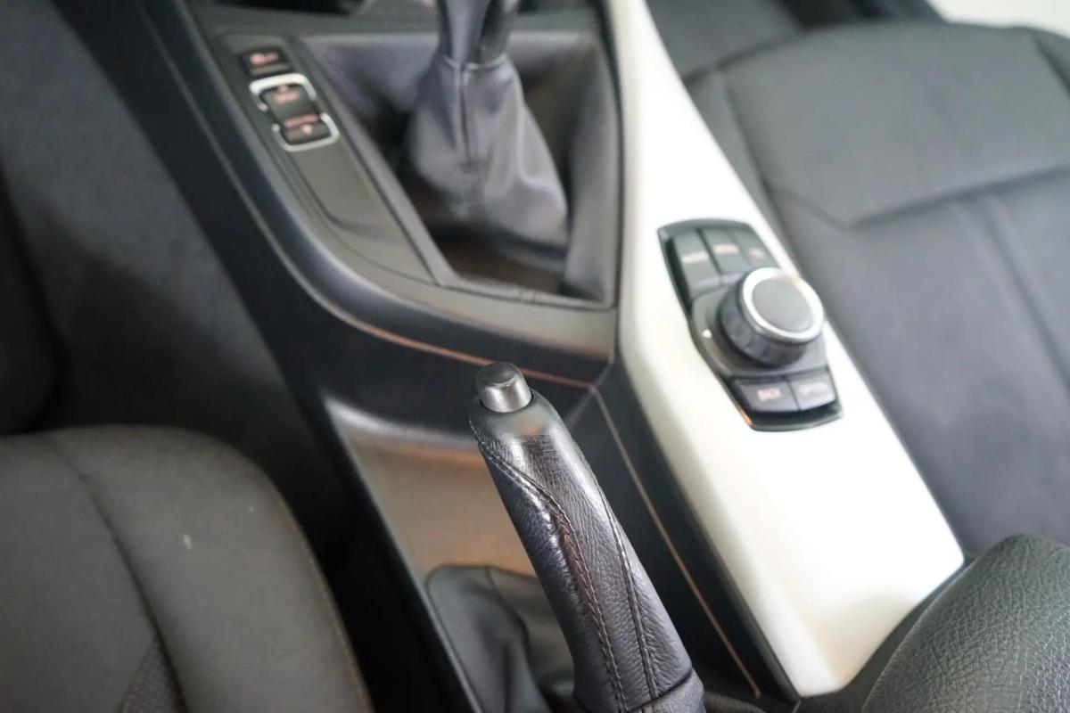 bmw-serie-1-116-d-2017-diesel-1496cc