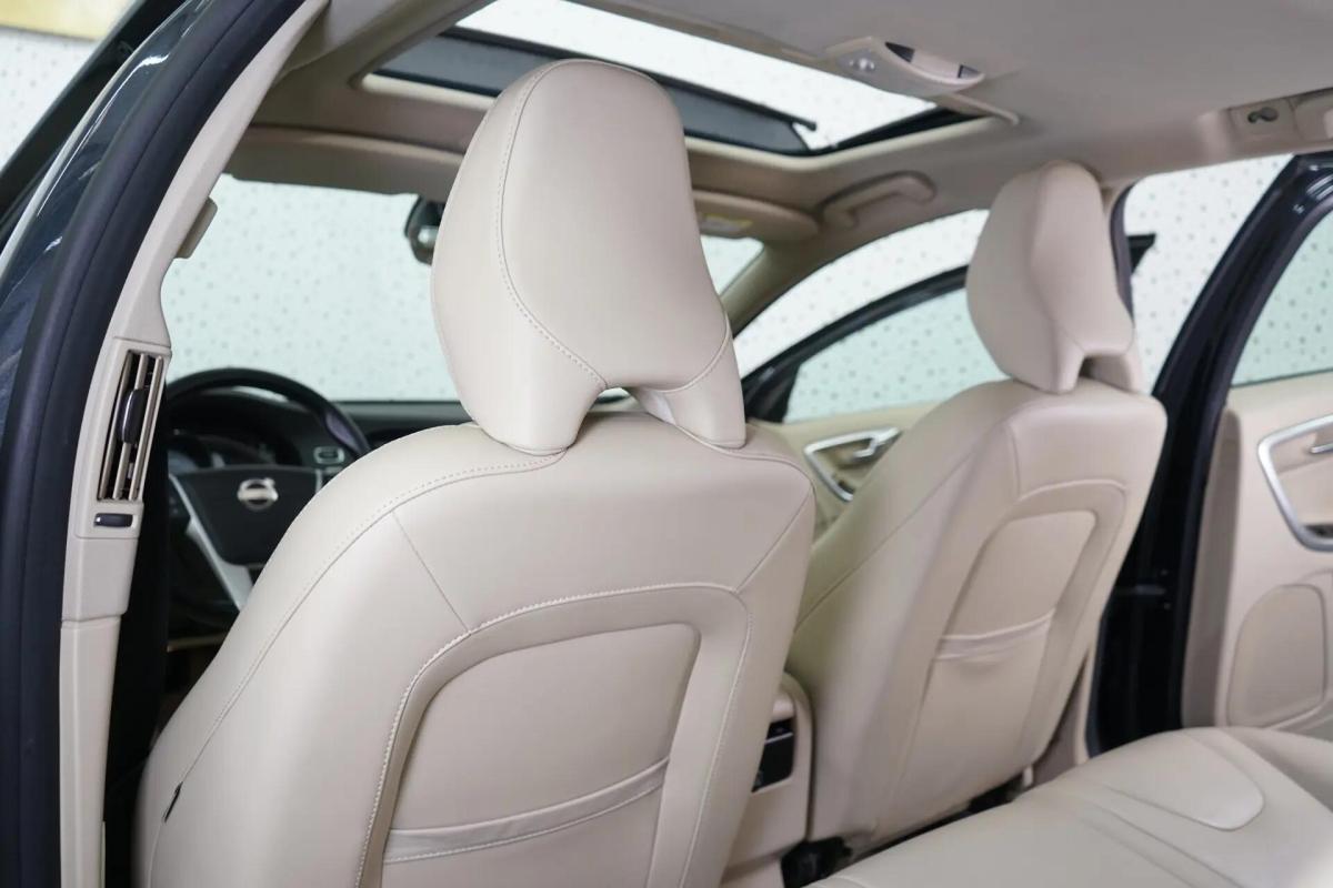 volvo-v60-2015-hibrido-a-diesel-2400cc