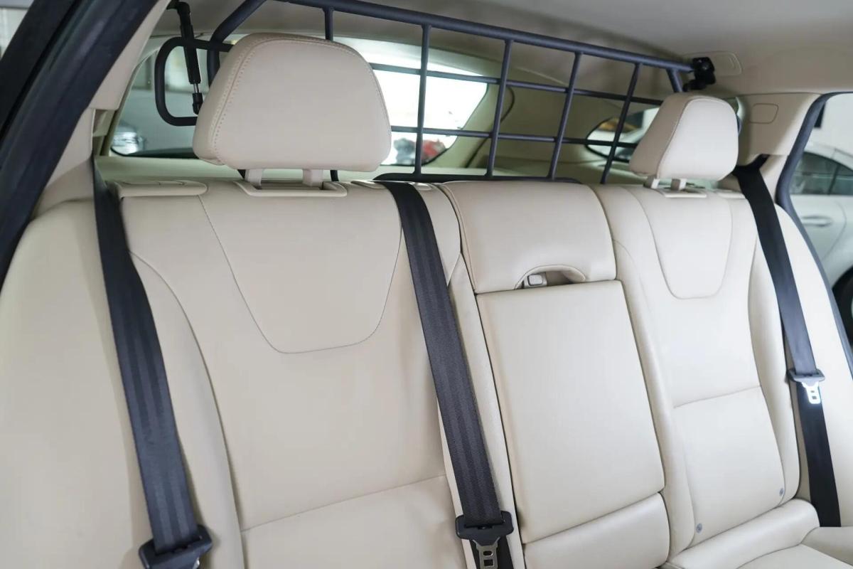 volvo-v60-2015-hibrido-a-diesel-2400cc