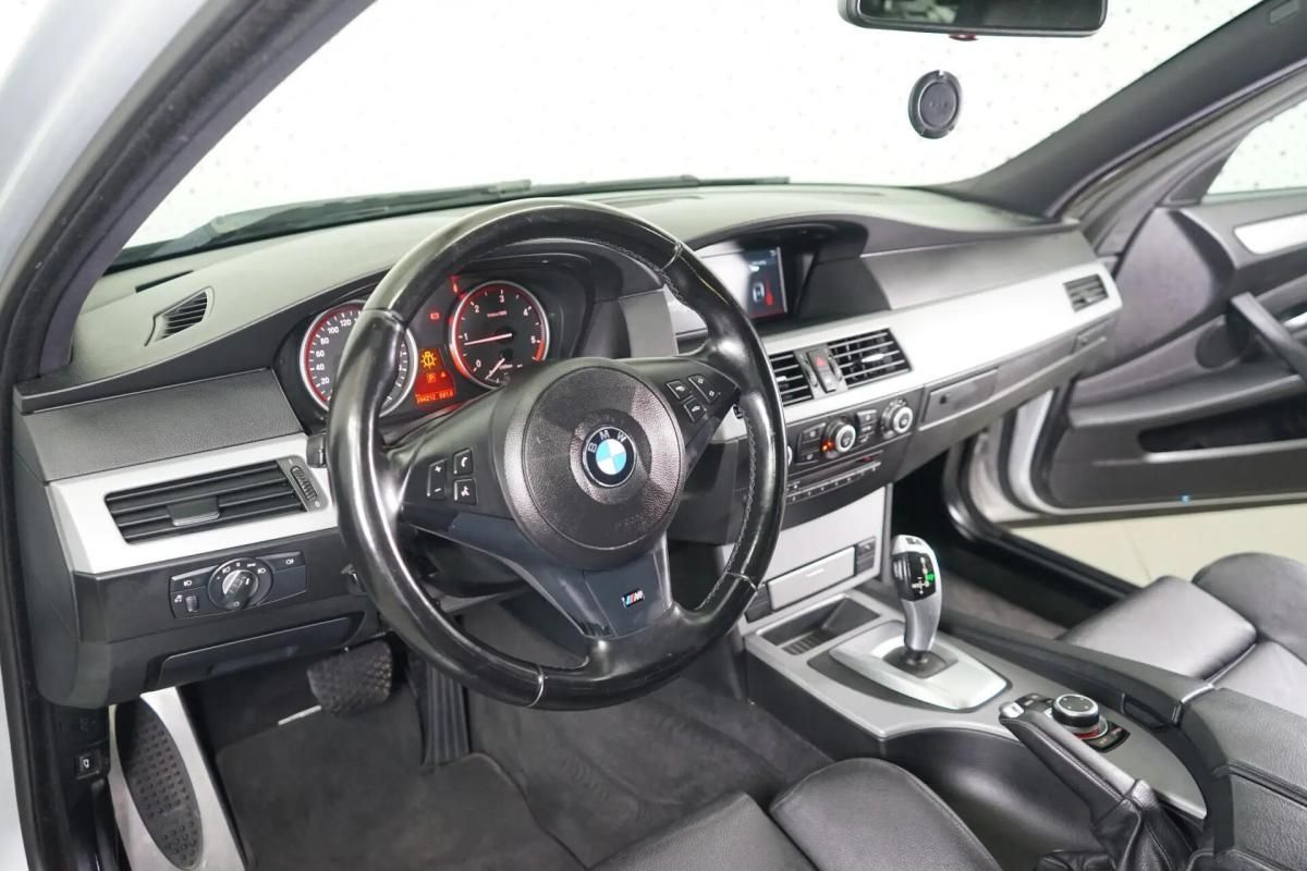 bmw-serie-5-520-da-touring-2009-diesel-1995cc