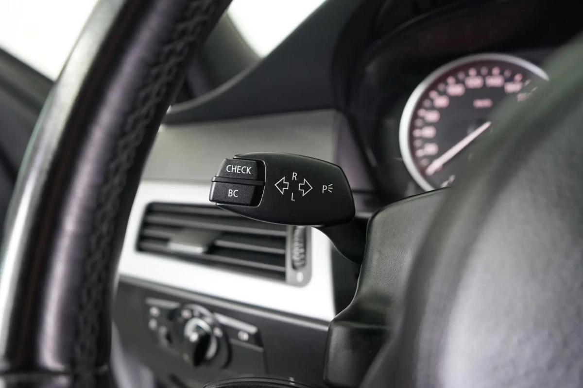 bmw-serie-5-520-da-touring-2009-diesel-1995cc