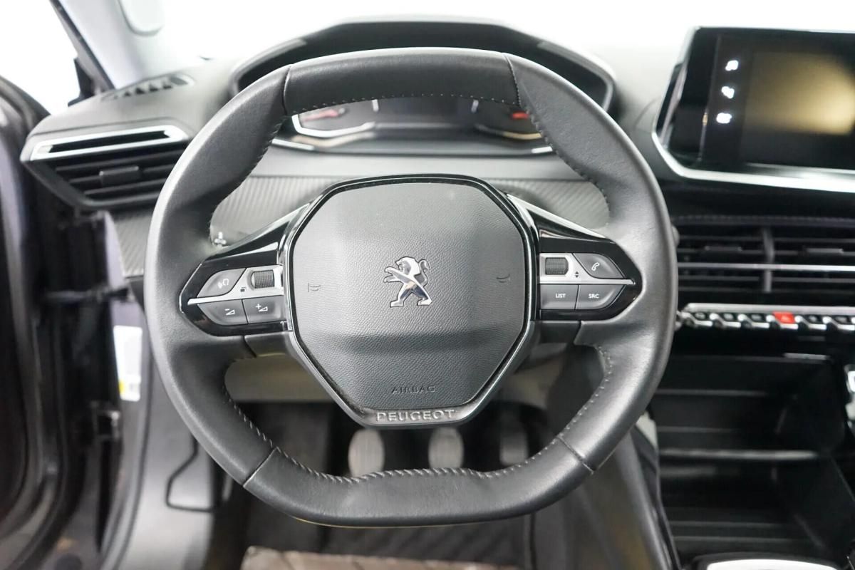 peugeot-2008-2021-gasolina-1199cc