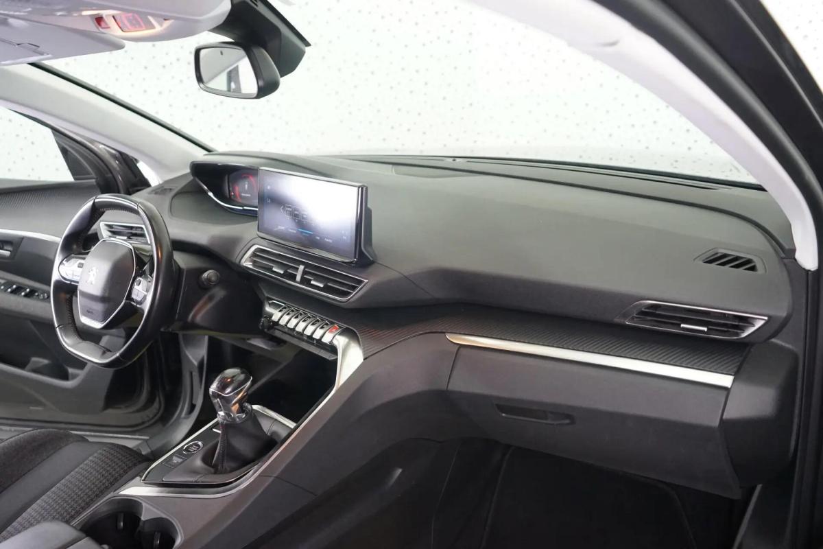 peugeot-3008-2021-diesel-1499cc