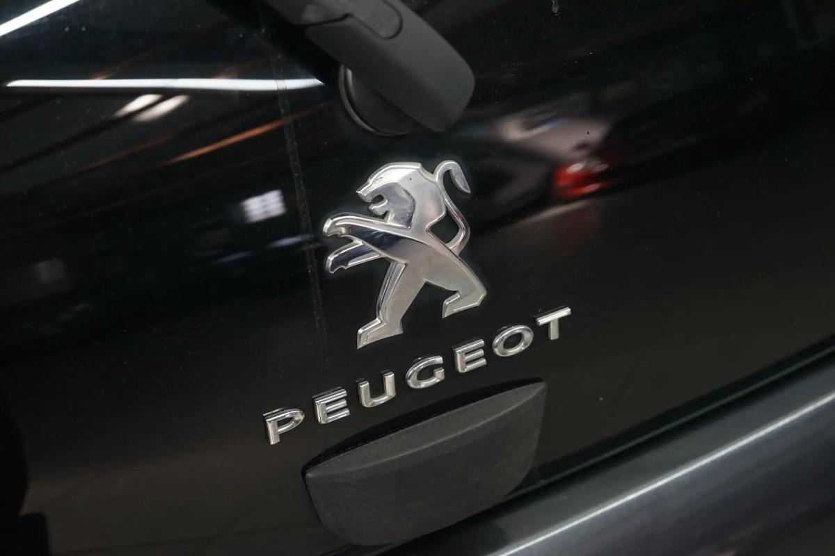 peugeot-108-2016-gasolina-998cc