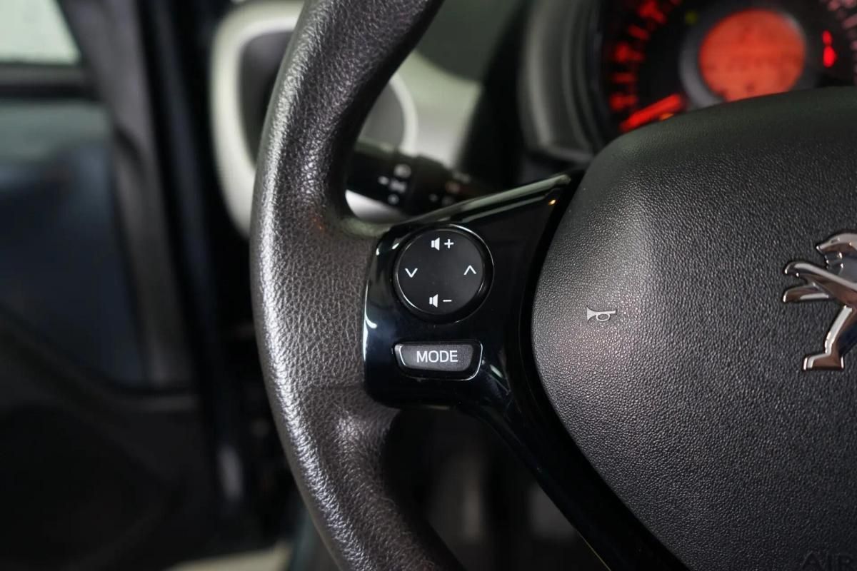 peugeot-108-2016-gasolina-998cc