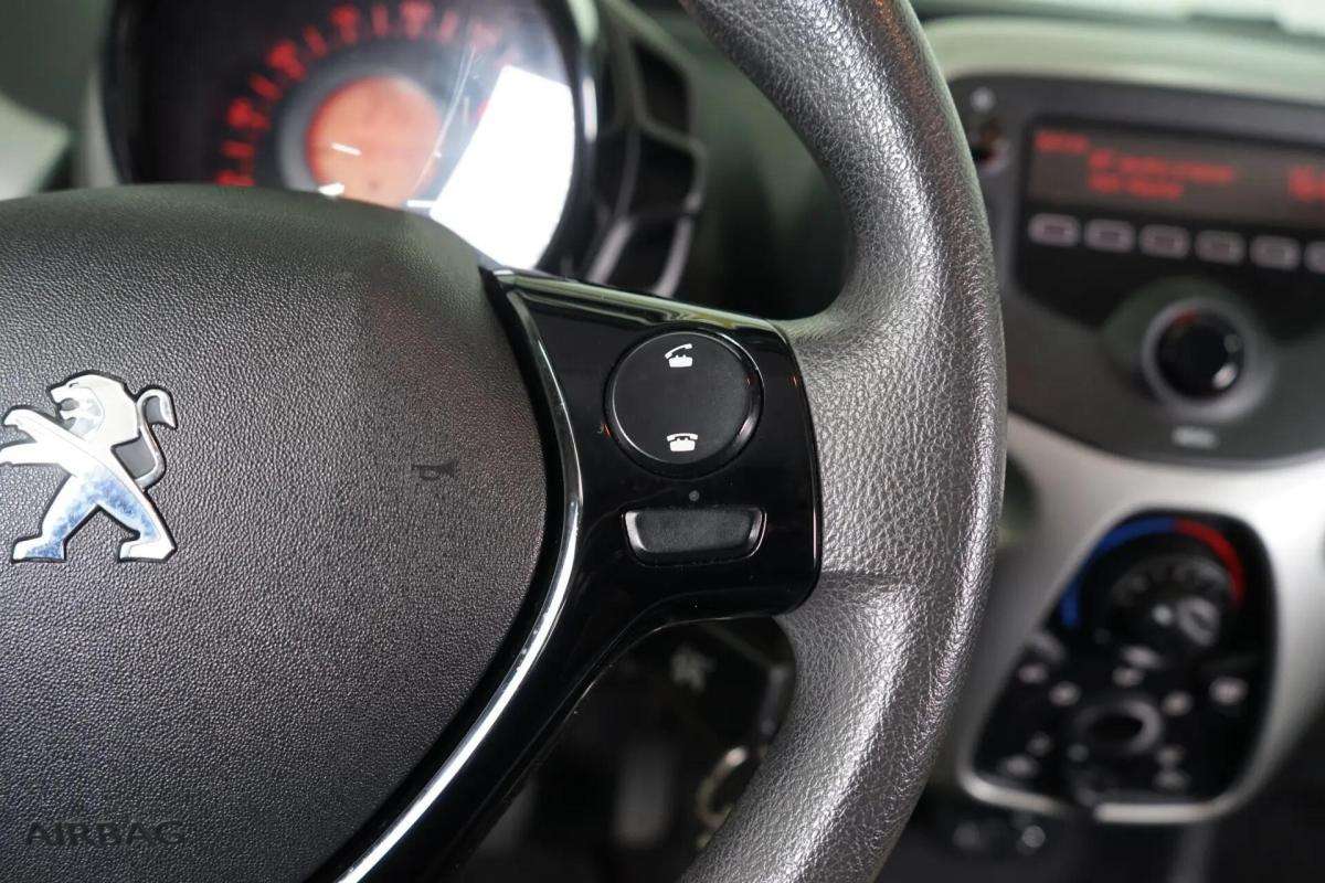 peugeot-108-2016-gasolina-998cc