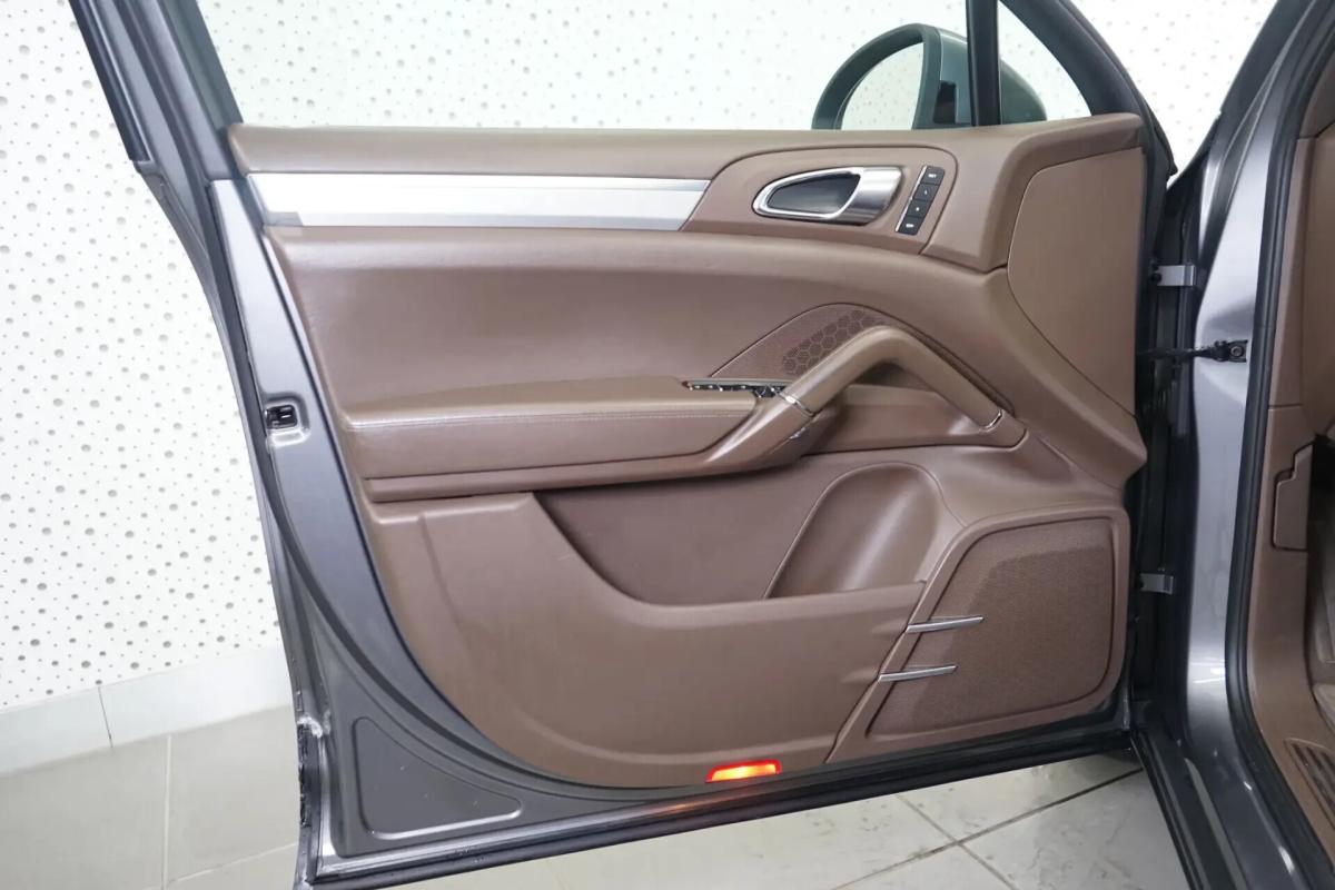 porsche-cayenne-2010-diesel-2967cc