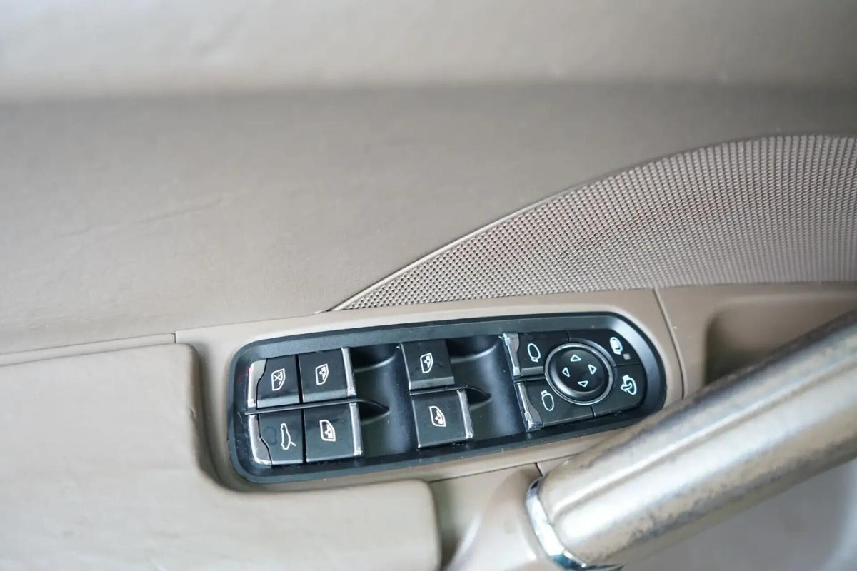 porsche-cayenne-2010-diesel-2967cc