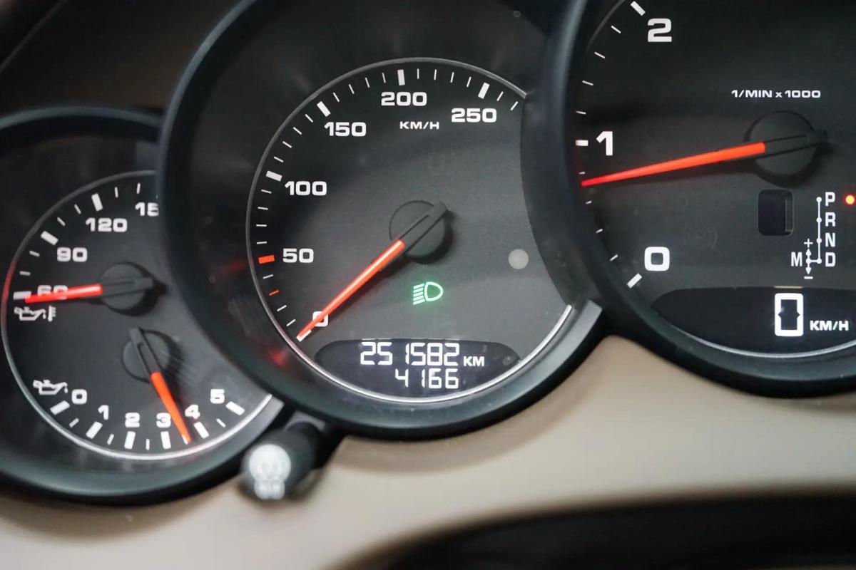 porsche-cayenne-2010-diesel-2967cc