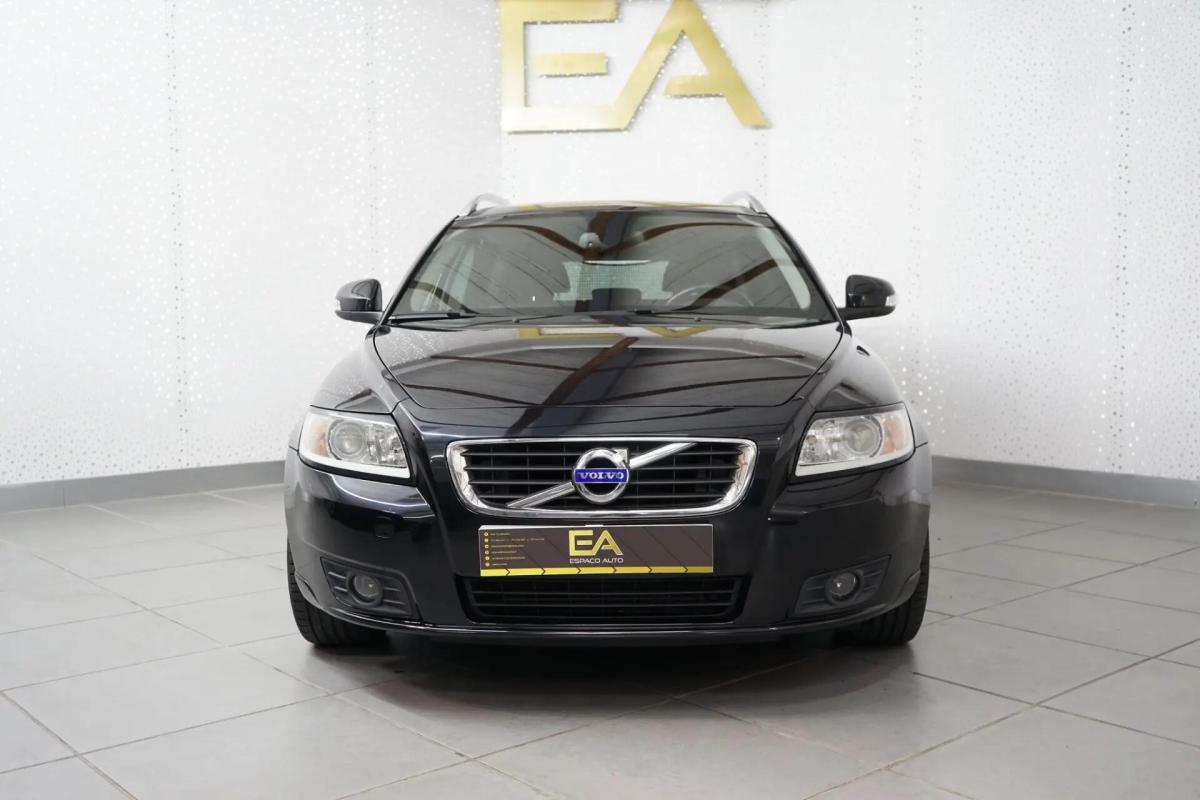 volvo-v50-2010-diesel-1560cc