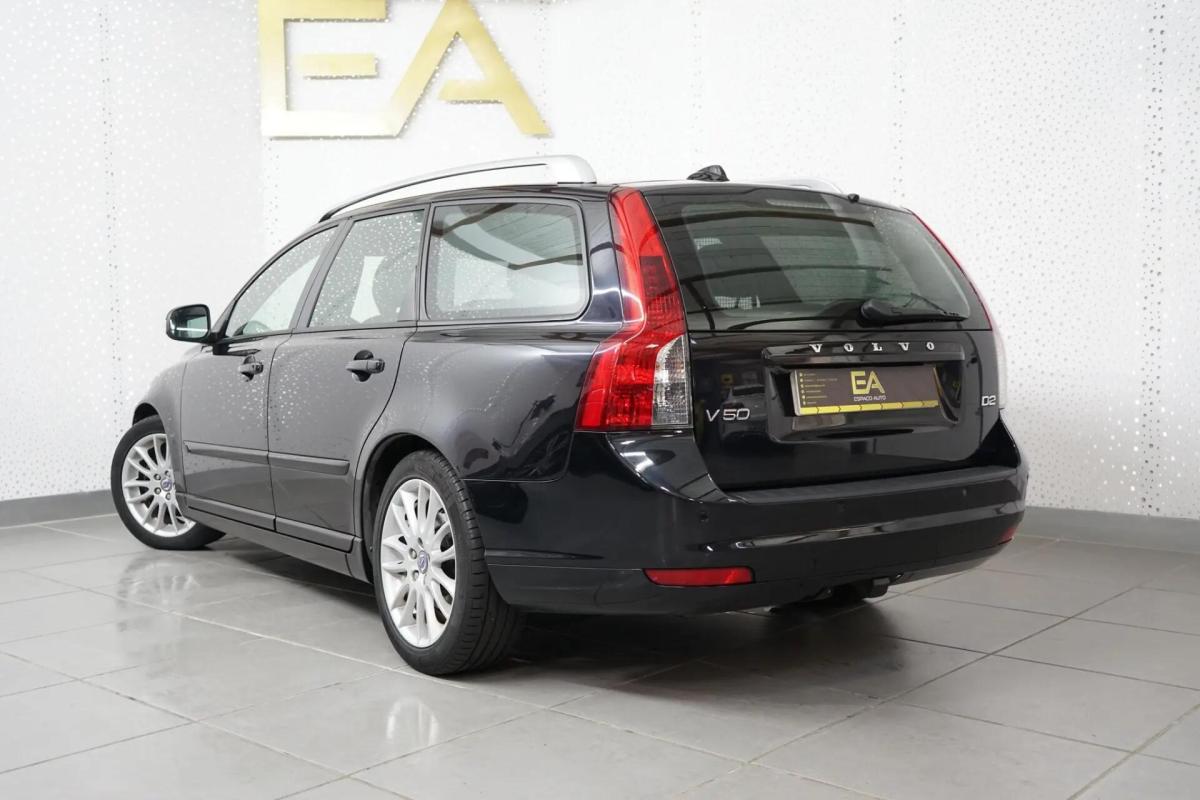 volvo-v50-2010-diesel-1560cc