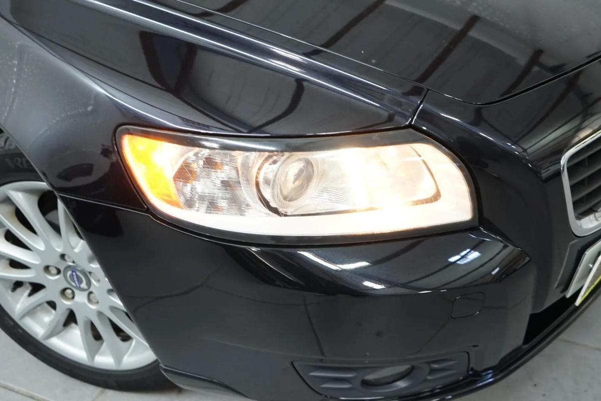 volvo-v50-2010-diesel-1560cc