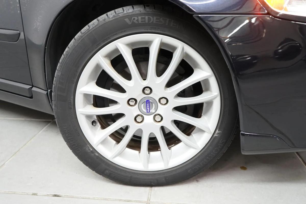 volvo-v50-2010-diesel-1560cc