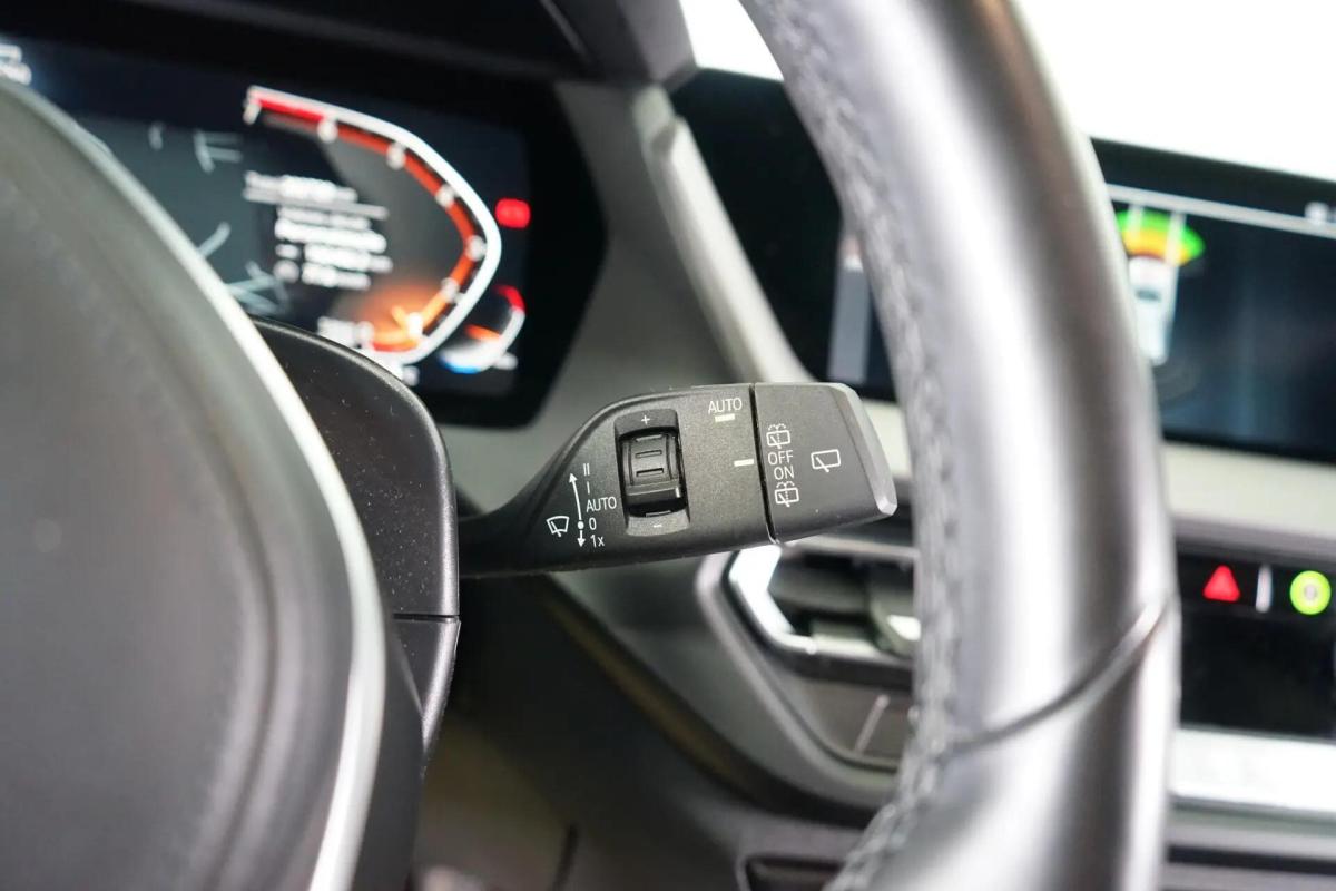 bmw-serie-1-118i-2021-gasolina-1499cc
