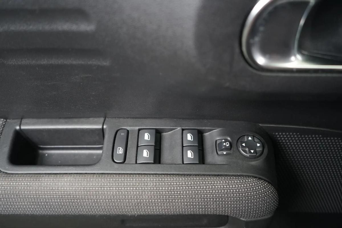 citroen-c3-aircross-2023-gasolina-1199cc