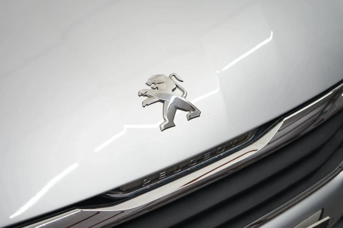 peugeot-308-sw-2016-diesel-1560cc