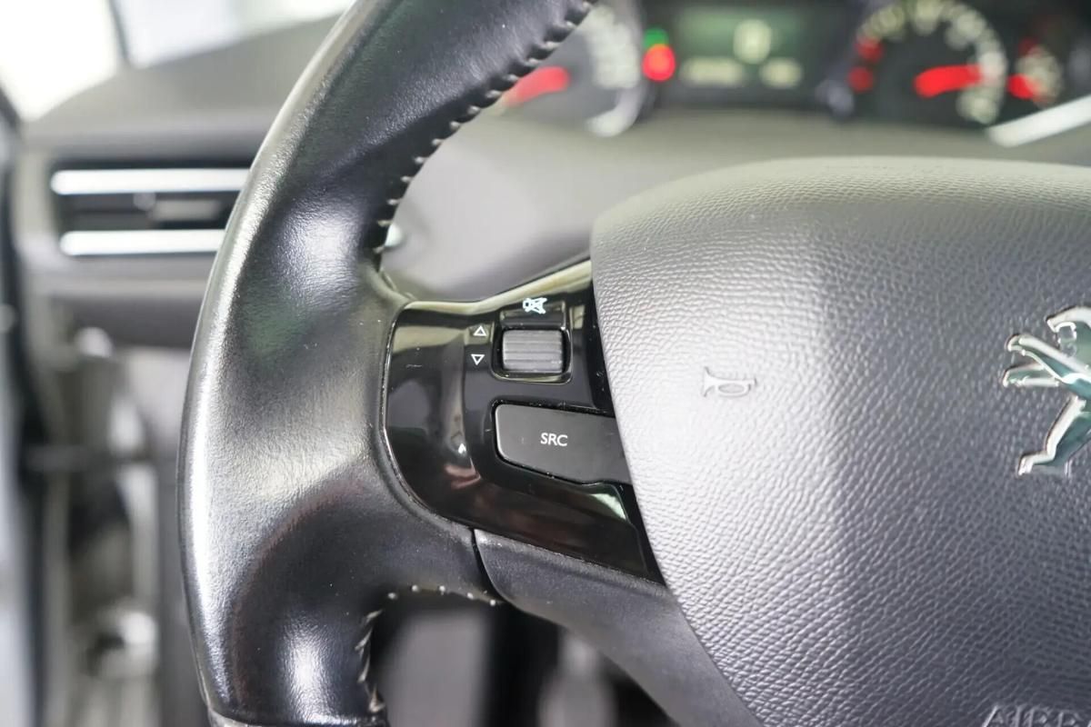 peugeot-308-sw-2016-diesel-1560cc