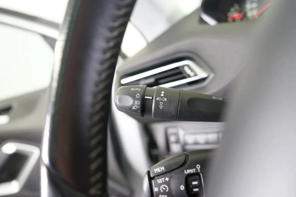 peugeot-308-sw-2016-diesel-1560cc