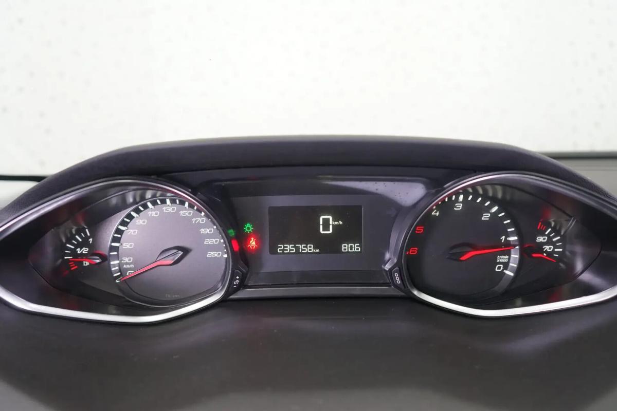 peugeot-308-sw-2016-diesel-1560cc