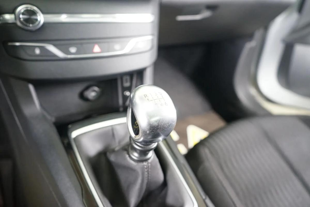 peugeot-308-sw-2016-diesel-1560cc