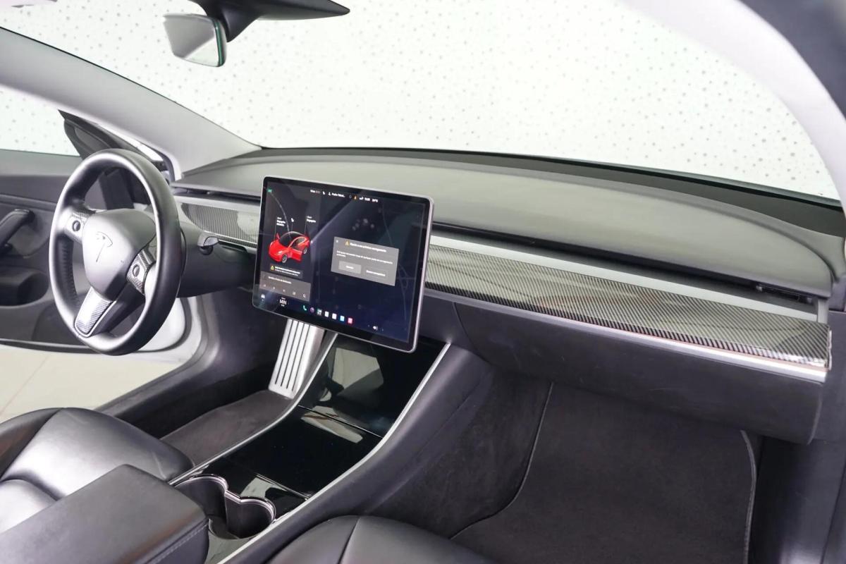 tesla-model-3-2019-eletrico-0cc