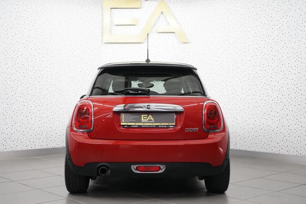 mini-cooper-2014-gasolina-1499cc