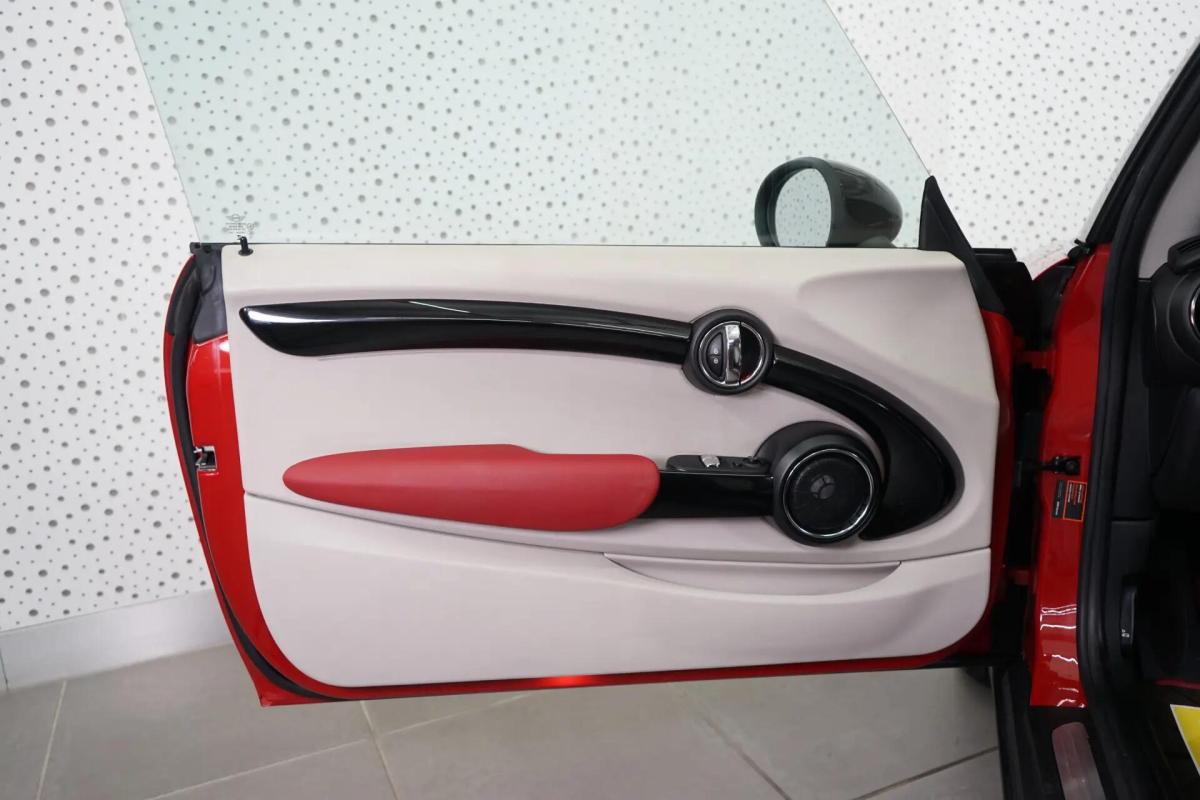 mini-cooper-2014-gasolina-1499cc