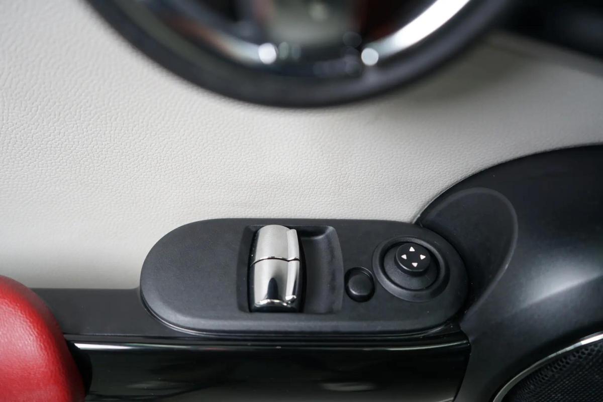 mini-cooper-2014-gasolina-1499cc