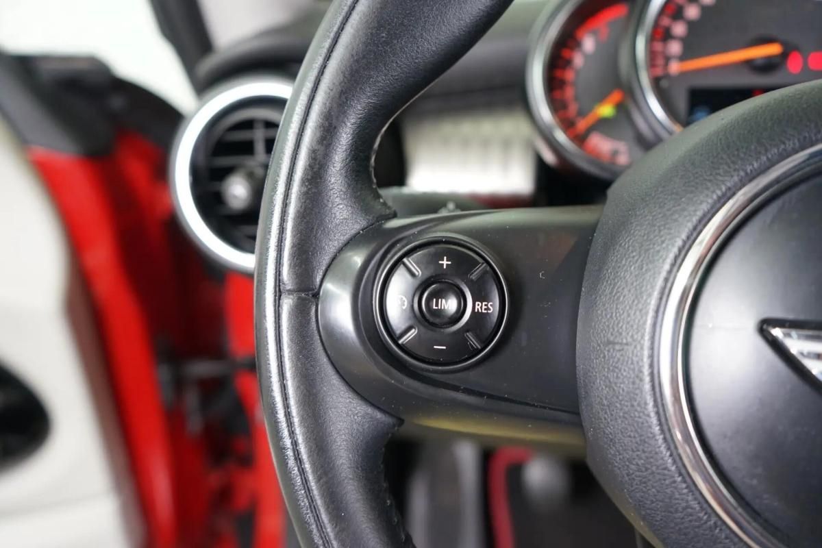 mini-cooper-2014-gasolina-1499cc