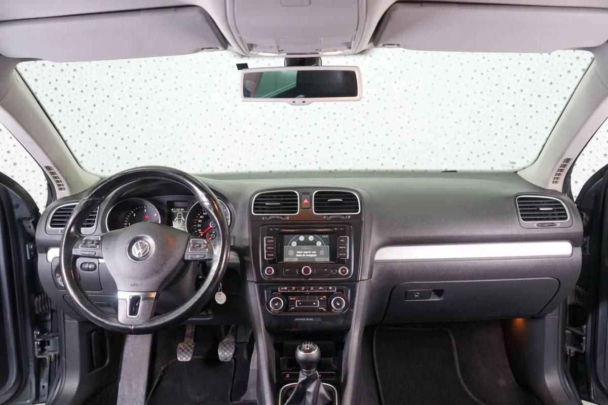 volkswagen-golf-variant-2012-diesel-1598cc