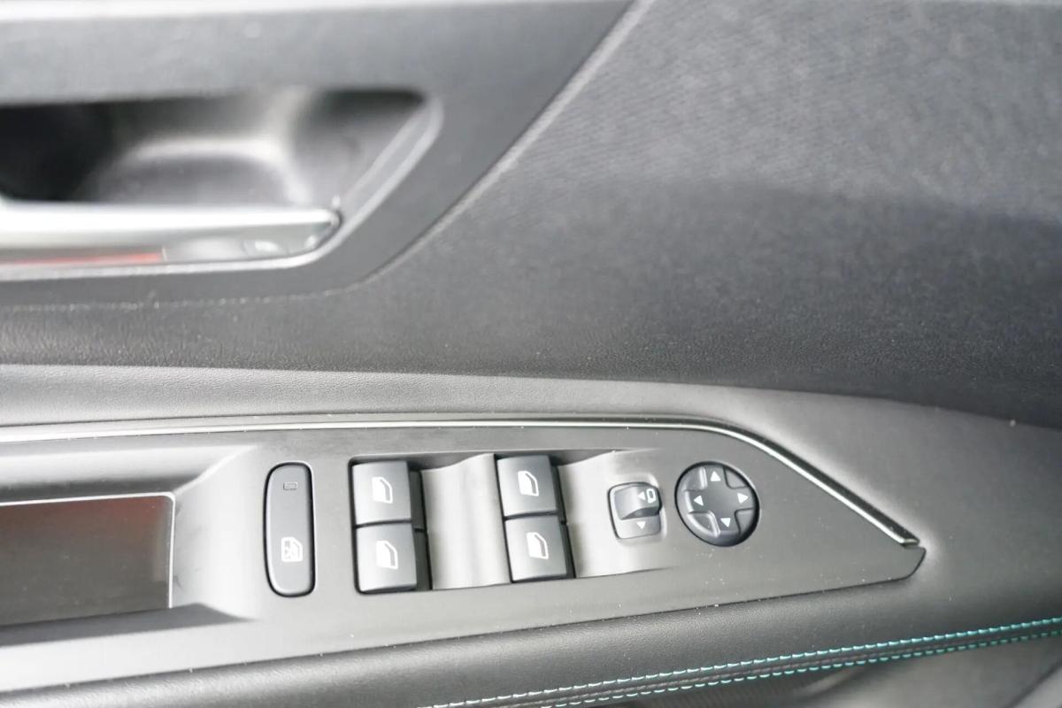 peugeot-3008-2021-diesel-1499cc