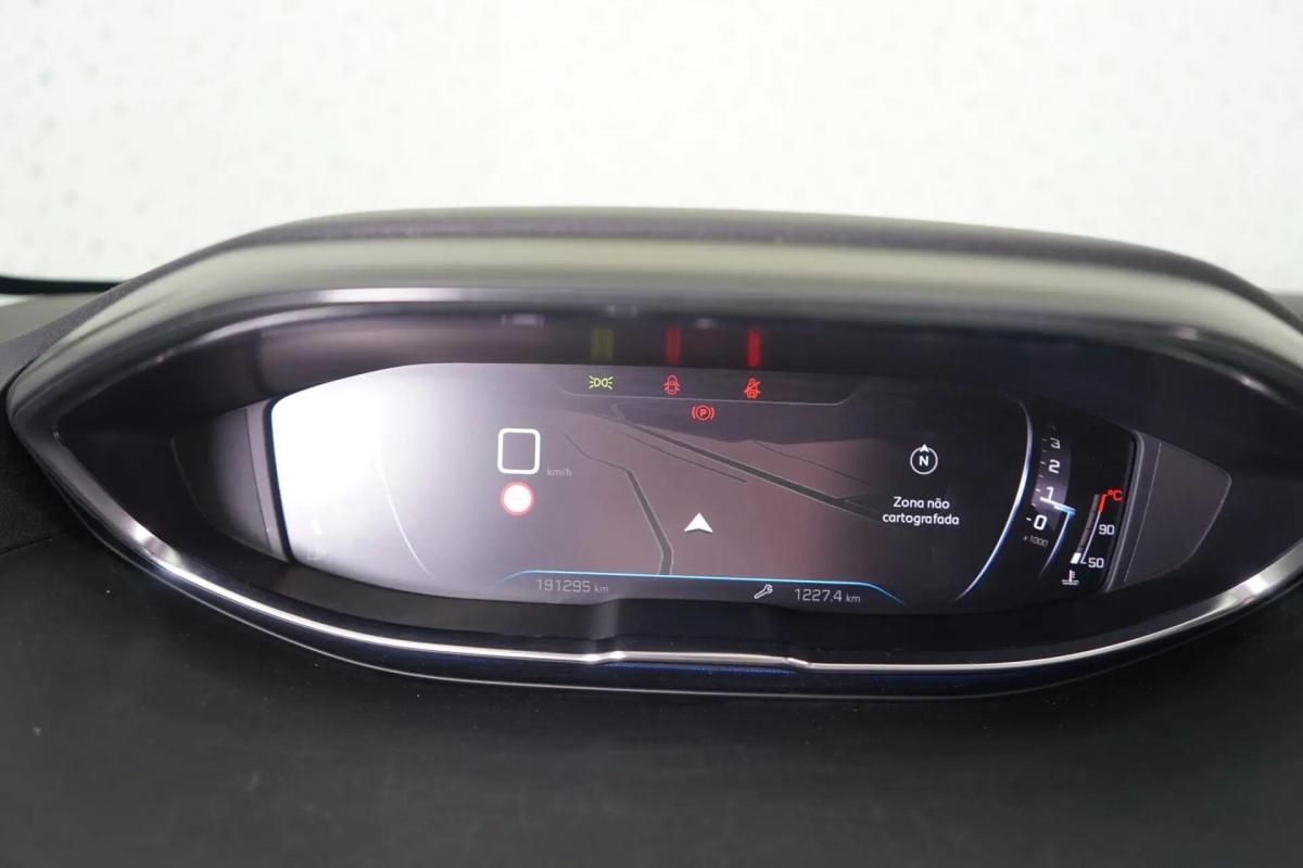 peugeot-3008-2021-diesel-1499cc