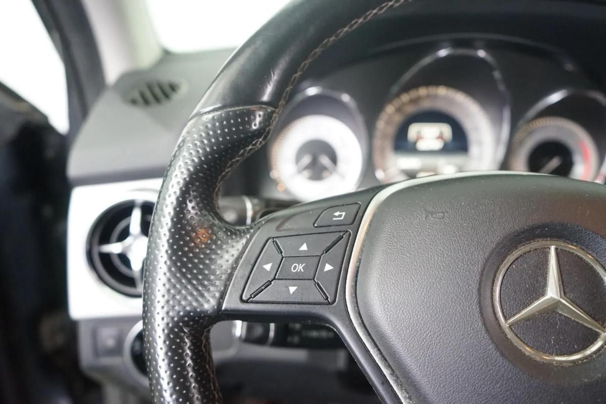 mercedes-benz-glk-200-2015-diesel-2143cc