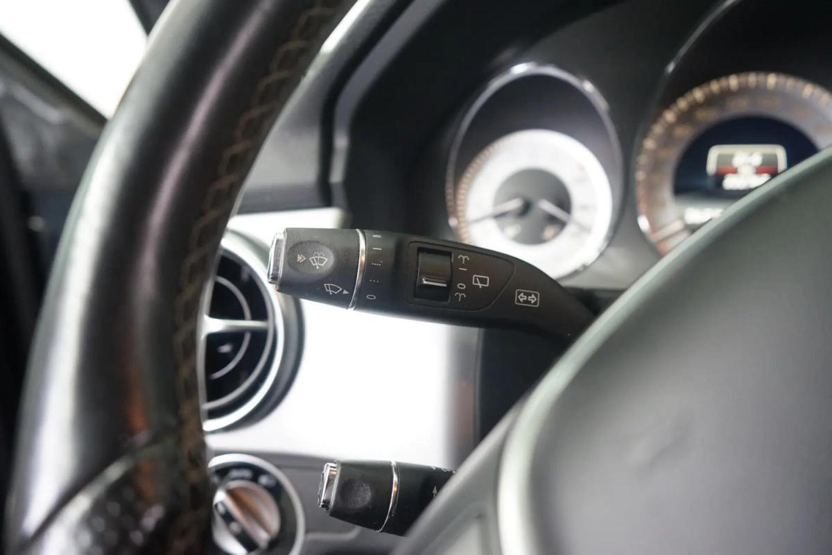 mercedes-benz-glk-200-2015-diesel-2143cc