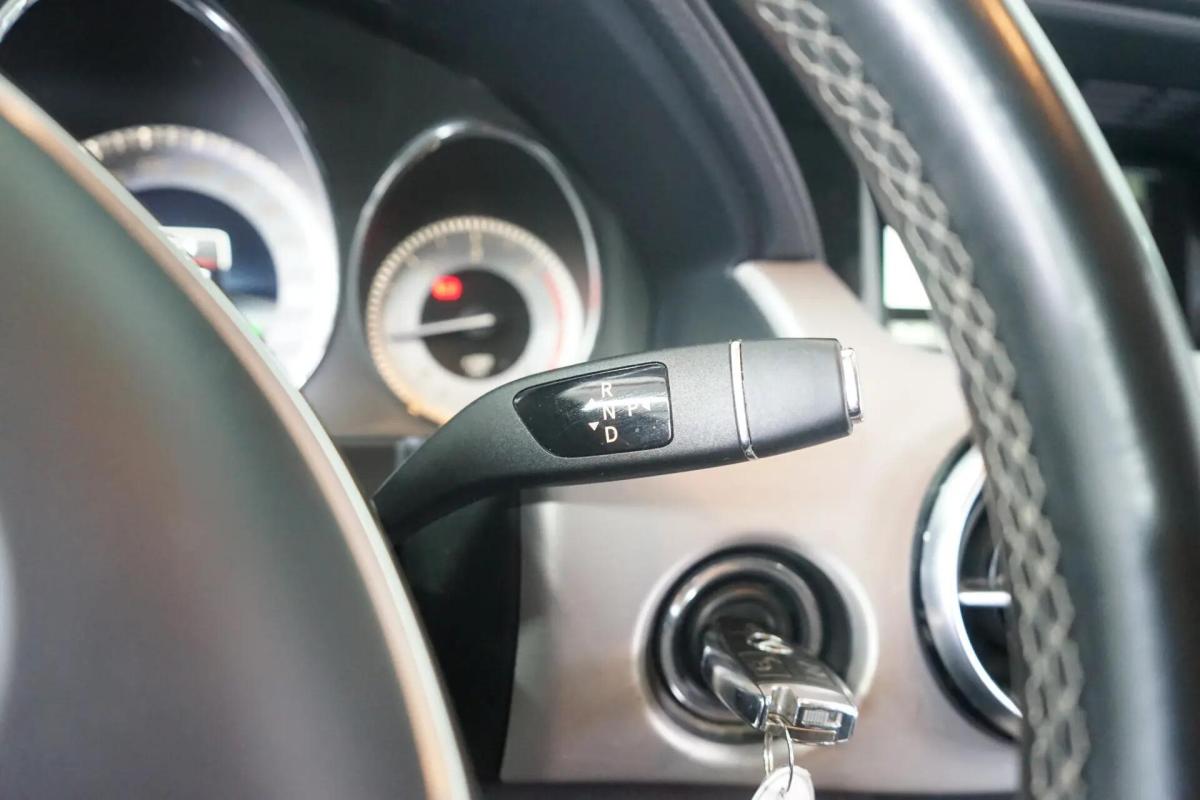 mercedes-benz-glk-200-2015-diesel-2143cc