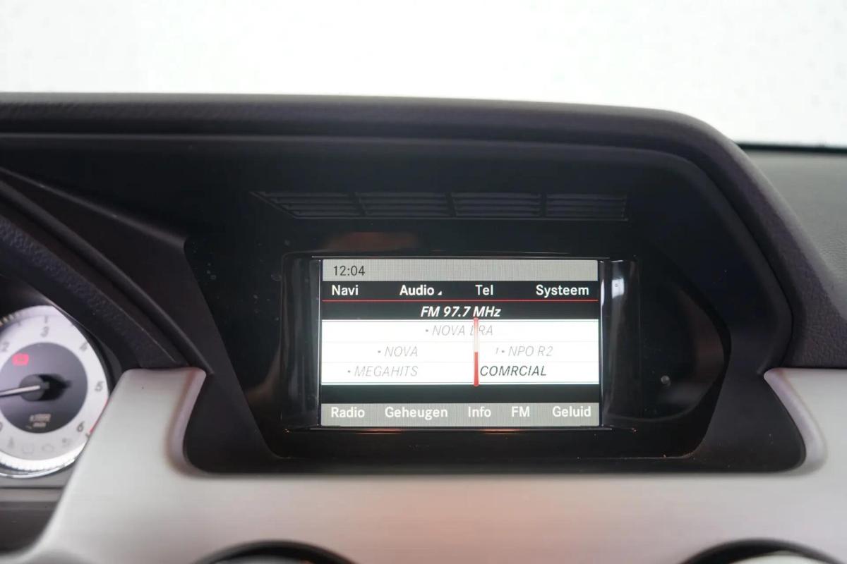 mercedes-benz-glk-200-2015-diesel-2143cc