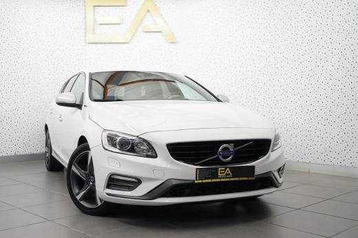 volvo-v60-2015-hibrido-a-diesel-2400cc