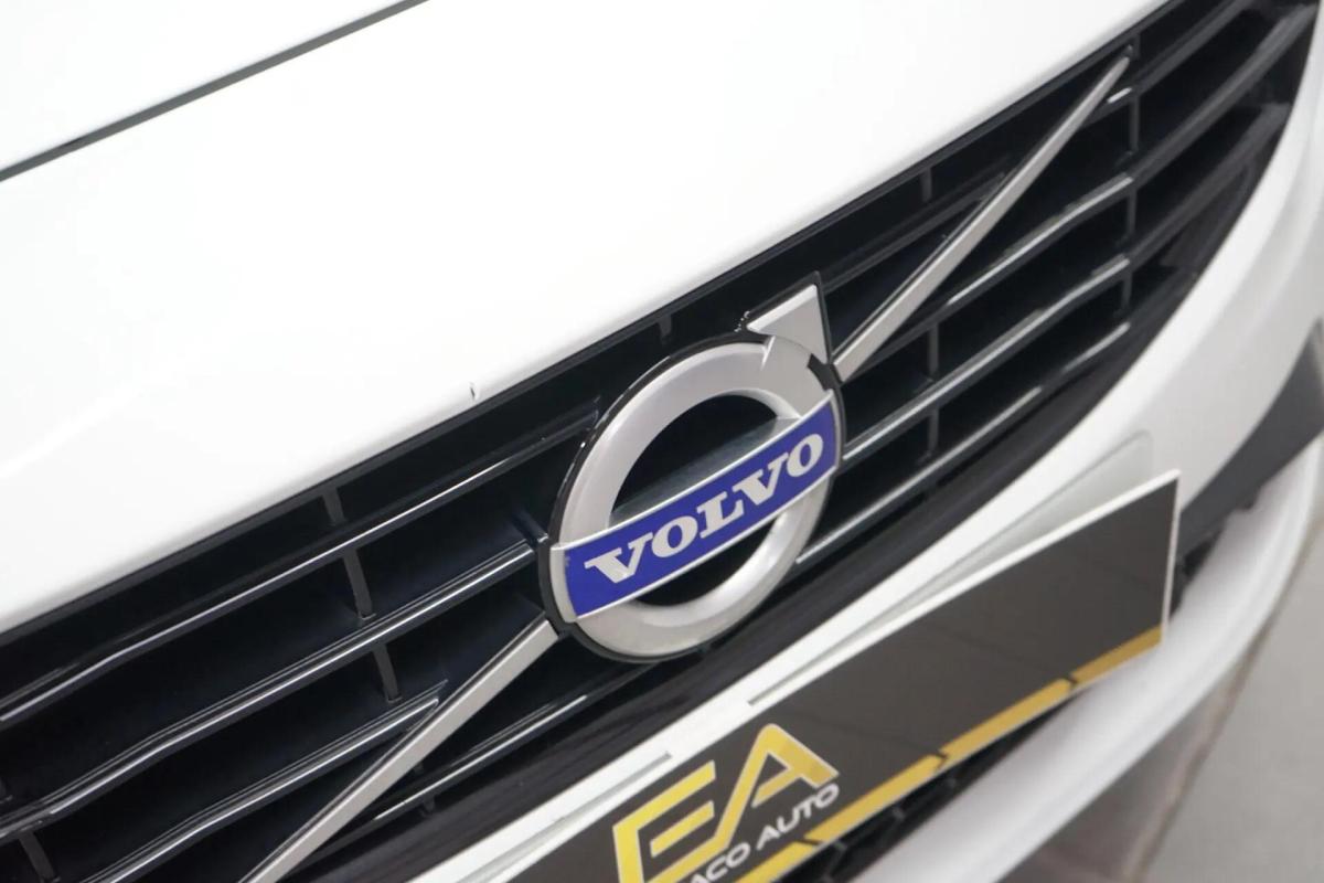 volvo-v60-2015-hibrido-a-diesel-2400cc