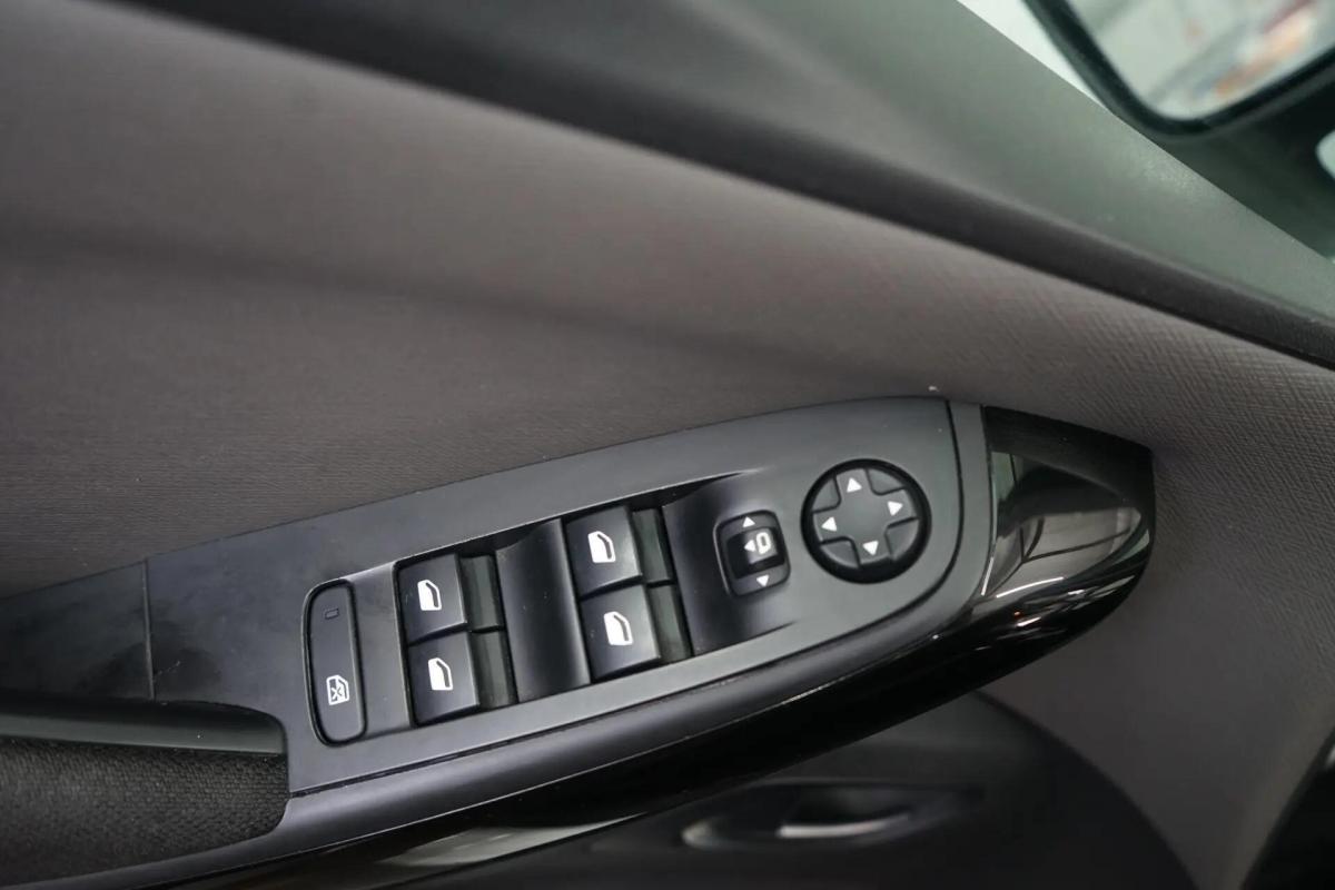 citroen-spacetourer-2020-gasolina-1199cc
