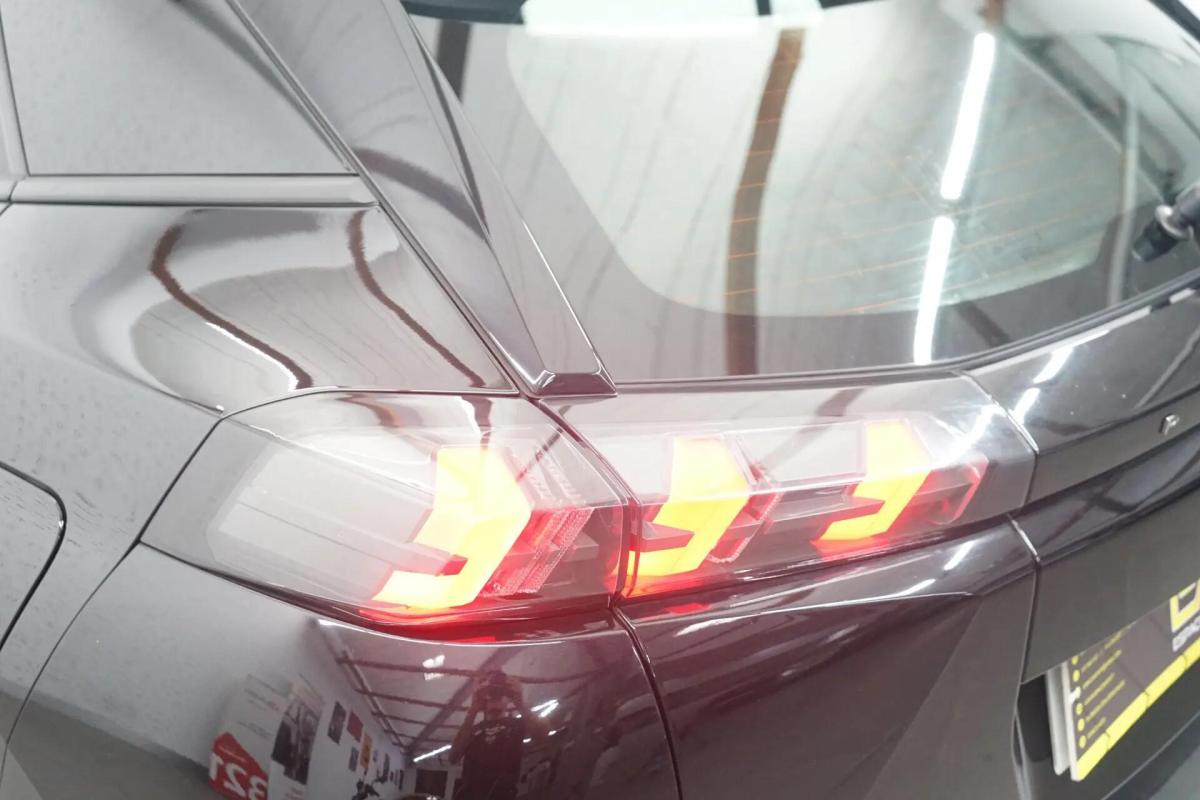peugeot-2008-2021-gasolina-1199cc