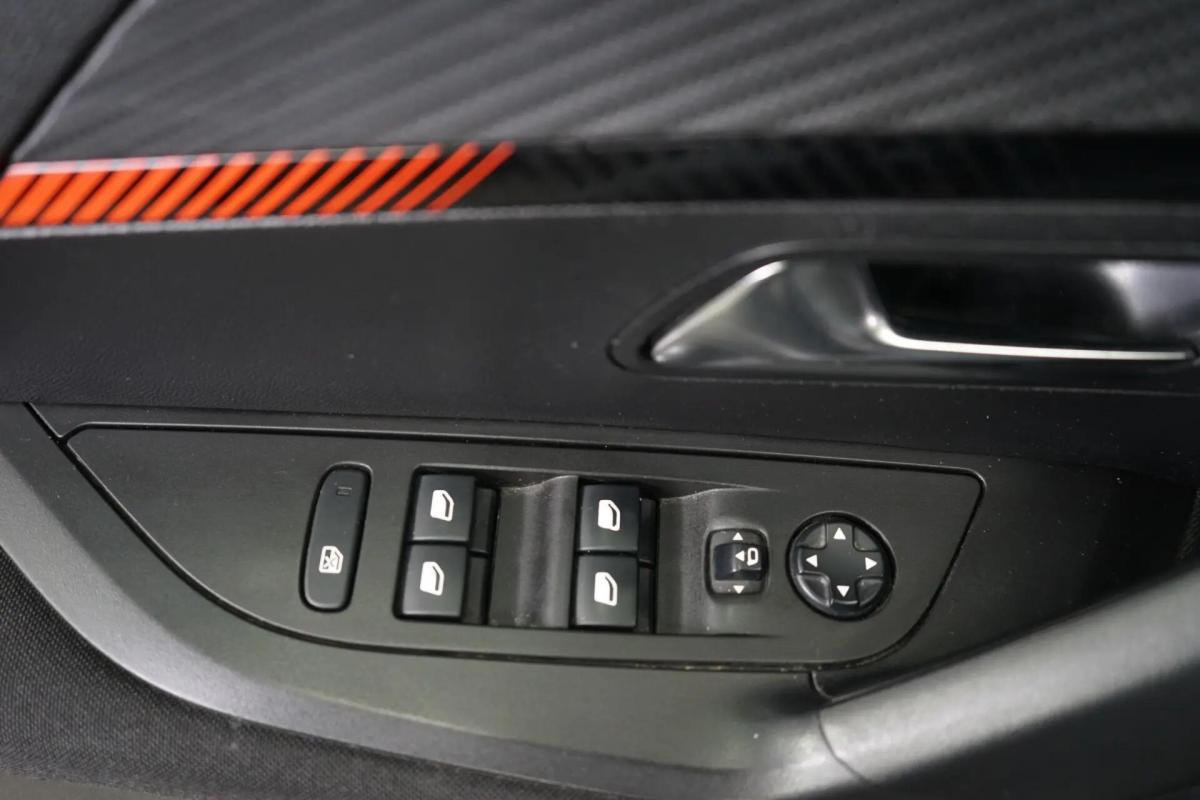 peugeot-2008-2021-gasolina-1199cc